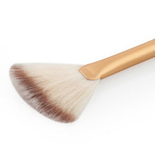100% new and high quality! 1Pc Fan Brush Portable Slim Professional Makeup Brush Artificial Fiber Material Anne