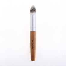15.5cmX3cm Synthetic Hair Wood Makeup Brushes Powder Concealer Blush Liquid Foundation Makeup Brush Anne
