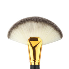 17*2*2 cm Imported Nylon Makeup Large Fan Goat Hair Blush Face Powder Foundation Cosmetic Brush Anne