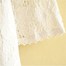 2015 Summer Female Sweet Lace Blouse Half Sleeve White Shorts Loose O-neck Chiffon Shirt Women Casual Flare Sleeve Tops 31124