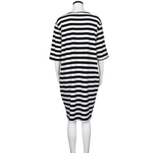 2016 6XL Plus Size Women Clothing Black And White Striped Fashion Casual Autumn Loose Mid Dress O-Neck Womens Dresses robe femme