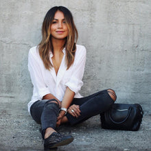 2016 Autumn Fashion Women Cotton Sexy Blouse Long Sleeve Womens Shirts Loose V Neck Plus Size Pocket Shirts Tops Women Clothes