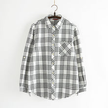 2016 Autumn New Shirt Fashion Casual Female Long Sleeve Women Plaid Blouse Turn-down Collar Tops With Button Pocket 71601