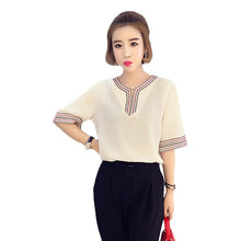 2016 Fashion Style Half Flare Sleeve T-shirts Plus Size Female T shirts Embroidery Top V-neck Women t shirt 71122