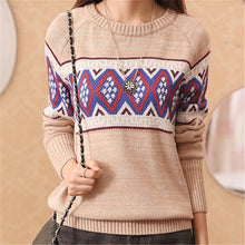 2016 Hot! New Fashion Female Pullovers Knitted Full Sleeve O-neck Autumn Geometric Print Knitted Sweaters 71227