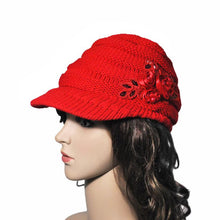 2016 Korean Fashion Women Autumn Winter Knitted Snapback Caps Solid Keep Warm Ladies Hat Cap Women Snapback Caps