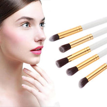 2016 Most Popular 5PCS Cosmetic Set Eyeshadow Foundation Wood Pro MakeUp Brush Tools Anne
