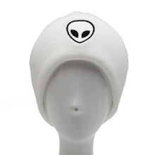 2016 New Arrival Women Men Alien Pattern Skullies& Beanies Knitting Oversize Casual Adult Beanie Cap Hip hop Winter Hat Girls