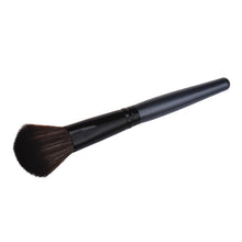 2016 New Designed 14.3cm Wooden Handle + Nylon Hair Material Cosmetic Dome Blush Brush Anne