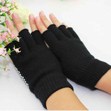 2016 New Fashion Sports Fittness Gloves For Women Half Fingerless Mittens Sports Gloves Anti Slip Semi Guantes Mujer