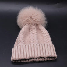 2016 New Fashion Woman's Winter Warm Hats Knitting Woolen Winter Pompon Hats With Fur Cap For Woman Skullies & Beanies Gorros