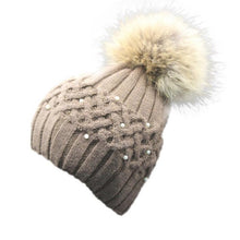 2016 New Hot Raccoon Fur Women Winter Hats With Pearl Pompons Knitted Crochet Hats For Women Beaniea Spring Winter Warm Caps