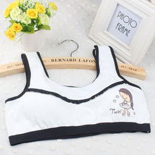 2016 New Lovely Bra Girls Underwear Cute Cotton Vest Children Padded Underclothes Cropped Tops Women Soutien Gorge