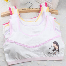 2016 New Lovely Bra Girls Underwear Cute Cotton Vest Children Padded Underclothes Cropped Tops Women Soutien Gorge