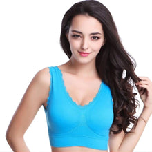 2016 Sexy Women Bra Lace Solid Tops Breathable Padded Fitness Wire Free Bra Strappy Push Up Bras For Women