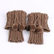 2016 Winter New Leg Warm For Women Girls Hemp Flowers Flanging Knitted Crochet Sock Leg Plush Cover Button Trim Socks Girls