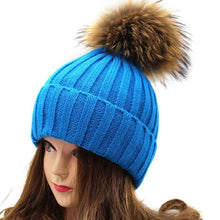 2016 Winter Warm Women Crochet Hat With Raccoon Fur Pompons Knitting Wool Beanies Women Warm Caps Gorros Bonnet Femme