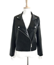 2016 Women Slim Motorcycle Soft PU Leather Jackets Autumn Short Zipper Jacket Women Black Coat Outwear