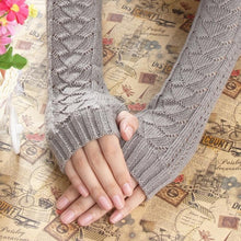 2016 ladies hand gloves Winter Mitten Warm fingerless gloves Hollow Out Gloves Keyboard half finger glovesKnit Gloves