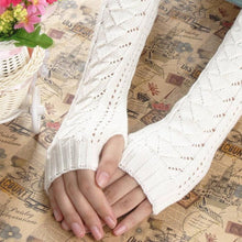 2016 ladies hand gloves Winter Mitten Warm fingerless gloves Hollow Out Gloves Keyboard half finger glovesKnit Gloves