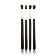 2017 4PCS Professional Makeup brushes Cosmetics Makeup tools Concealer Eyeshadow Powder Foundation Blending Brush Set Maquiagem