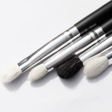 2017 4PCS Professional Makeup brushes set Cosmetic Eyeshadow Powder Foundation Blending Eyeshadow brush Pinceis de maquiagem