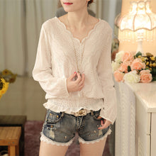 2017 Blusas femininas Casual Women Hollow Out Blouses Long Sleeve Tops Autumn V-neck Lace Print Shirts 71781