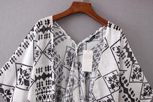 2017 Boho Beach Kimono Cardigans Women Fashion Summer Loose Chiffon vintage Print Ladies Shirts Women Tops Kimono Feminina #53
