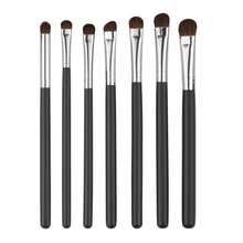 2017 Cosmetics 7PCS Makeup brushes set Beauty Professional Face Powder Foundation Eyeshadow Blusher brush Pincel maquiagem Black