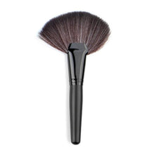 2017 Fan brush Blusher Face Powder Foundation Eyeshadow Highlighter Eyebrow Cosmetics Professional Makeup brushes Maquiagem
