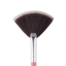 2017 Fan brush Slim Professional Makeup brushes Artificial Fiber Powder Foundation Eyeshadow Eyeliner Pinceis de maquiagem