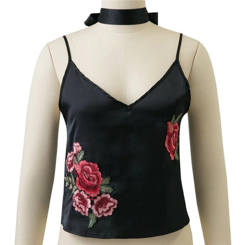 2017 Fashion Sleeveless T-shirts Plus Size Female t shirts Embroidery Crop Top V-neck Women tee 72228