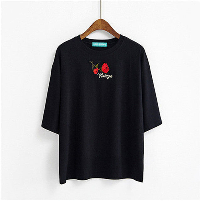 2017 Fashion Summer Short Sleeve T-shirts New Fashion Letter Rose Floral Embroidery T Shirts Casual Women Tops Plus Size 72653