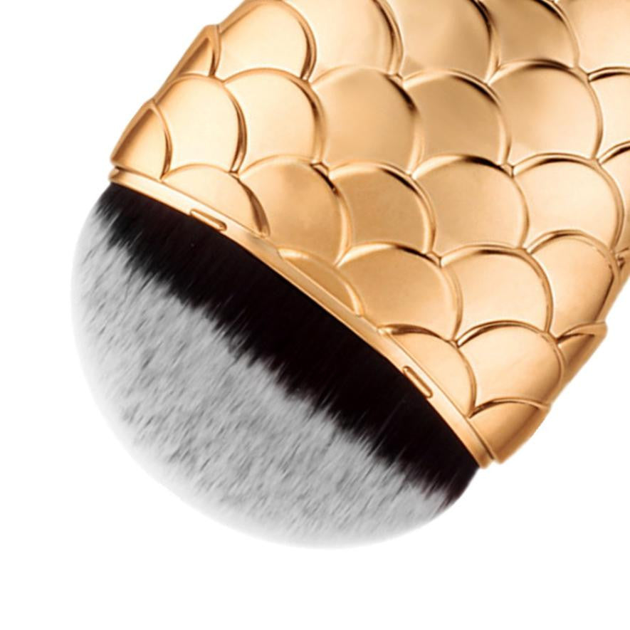 2017 Fish Scale Makeup brushes Professional Face Concealer Blush Powder Foundation Fishtail brush Pinceaux maquillage