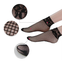2017 High Quality Blck Socks Women Sexy Lace Fishnet Net Plain Lace Splice Stylish Ankle High Short Socks Female calcetines #05