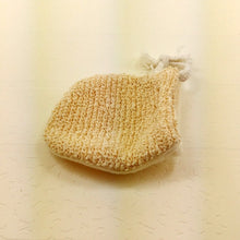 2017 Kids Shower Bath Gloves Exfoliating Wash Skin Spa Foam Towel Gloves Massage Scrubber Hemp Body Towel