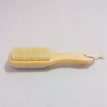 2017 Natural Handle Bristle Pumice Stone Rub Feet Foot Exfoliating Dead Skin Remover Spa Massager Wooden Brush 88