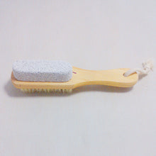 2017 Natural Handle Bristle Pumice Stone Rub Feet Foot Exfoliating Dead Skin Remover Spa Massager Wooden Brush 88
