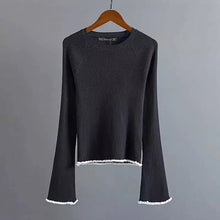 2017 New Fashion Female Pullovers Knitted Long Flare Sleeve O-neck Winter Autumn Patchwork Sweaters Hot Sale 71981
