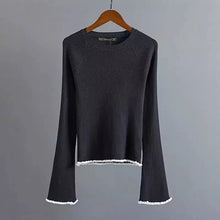 2017 New Fashion Female Pullovers Knitted Long Flare Sleeve O-neck Winter Autumn Patchwork Sweaters Hot Sale 71981