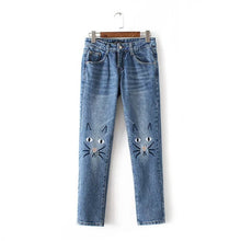 2017 New Women Denim Bird Print Embroidery Pants Loose Female Pencil Pants Plus Size Jeans Full Length Mid Trousers 72090