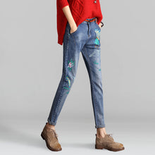 2017 New Women Denim Embroidery Pants Loose High Female Pencil Pants Plus Large Size Jeans Full LengthTrousers 72151