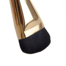 2017 New arrival 1PCS Professional Cosmetic Flat Contour Face Blending Wood Handle Soft Beauty Makeup brushes Pincel maquiagem