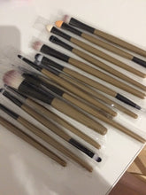2017 Professional Makeup Brushes Set 15pcs High quality Foundation Eyebrow Lip Brush Make up Tools Kit Gold