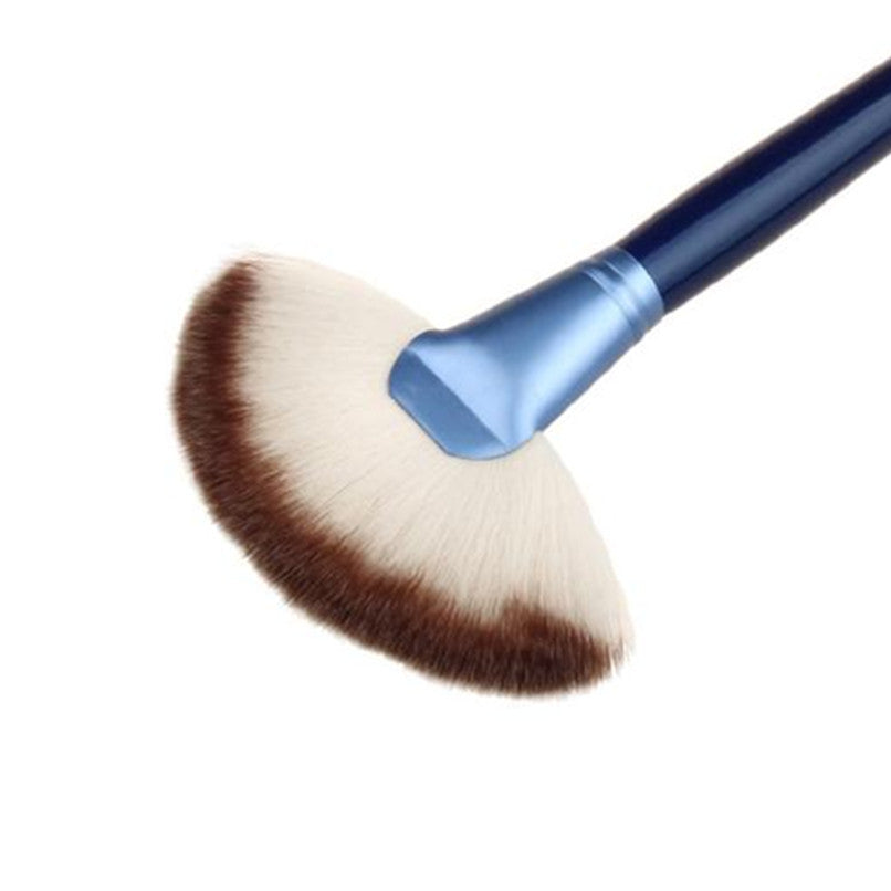 2017 Professional Makeup brushes Beauty Large Fan Goat Hair Blush Face Powder Foundation Eyeshadow Cosmetic Fan brush Maquiagem