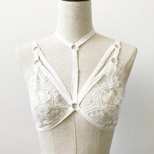 2017 Sexy Women Bandage Halter Neck Lace Bra Bralette Bustier Crop Tops Lce Sheer Triangle Bra Tank Top Female Camis #23