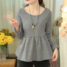 2017 Summer Women Plus Size Blouses Black and White Plaid shirts Casual Shirt Fashion Femininas Tops With Ruffles 72378