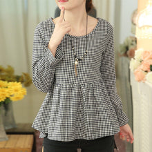 2017 Summer Women Plus Size Blouses Black and White Plaid shirts Casual Shirt Fashion Femininas Tops With Ruffles 72378