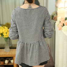 2017 Summer Women Plus Size Blouses Black and White Plaid shirts Casual Shirt Fashion Femininas Tops With Ruffles 72378