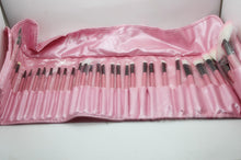 32 Pcs Pro Eyebrow Lip Eyeshadow Blusher Makeup Brushes Set Cosmetic Pink Case